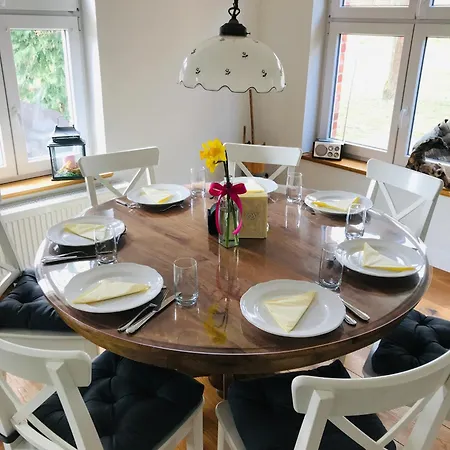 Elbferienhaus - Gemeinsames Urlauben An Der Elbe Mit Privaten Badesee - Alles Inklusive بيت للعطل Lenzerwische